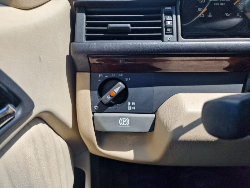 Mercedes E 320 A124 E320 3.2 Benzyna 220 KM, Skóra, Klimatyzacja, Alufelgi, CABRIO W124 (1984-1997)