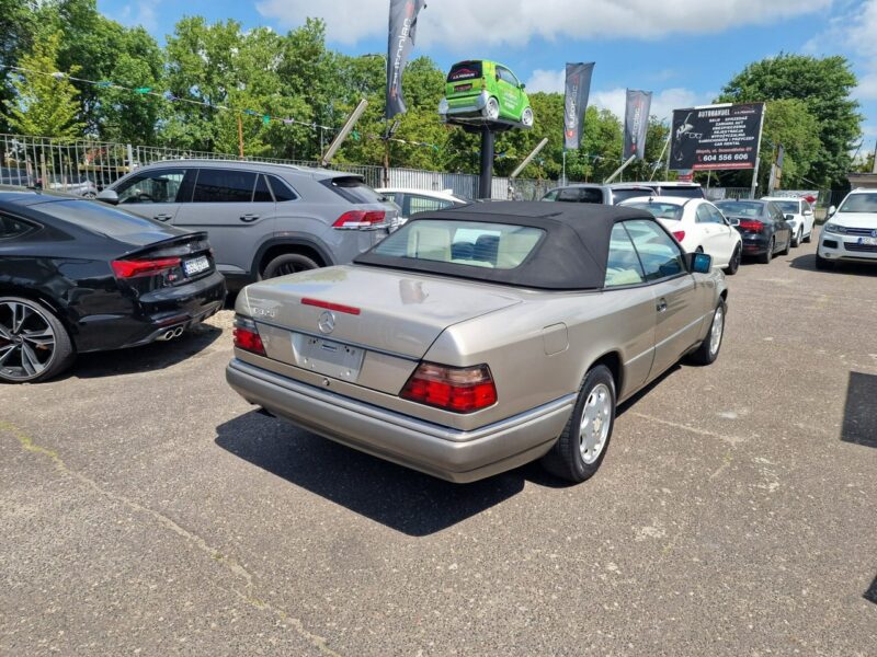 Mercedes E 320 A124 E320 3.2 Benzyna 220 KM, Skóra, Klimatyzacja, Alufelgi, CABRIO W124 (1984-1997)