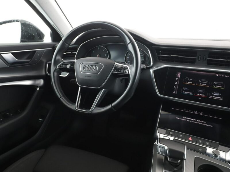 Audi A6 FV23% full LED navi grzane fotele czujniki parkowania C8 (2018-)