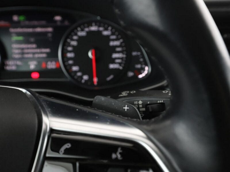 Audi A6 FV23% full LED navi grzane fotele czujniki parkowania C8 (2018-)