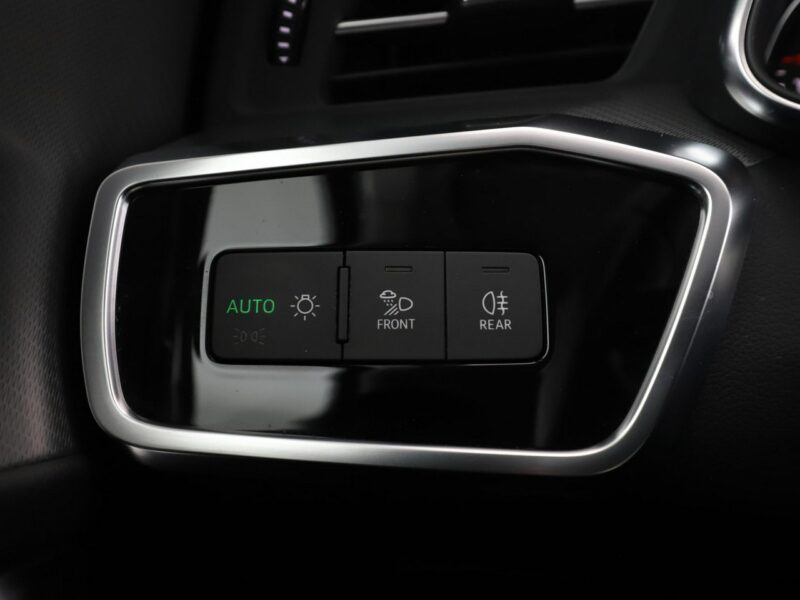 Audi A6 FV23% full LED navi grzane fotele czujniki parkowania C8 (2018-)