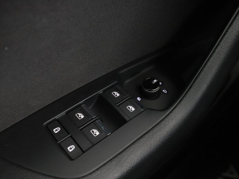 Audi A6 FV23% full LED navi grzane fotele czujniki parkowania C8 (2018-)