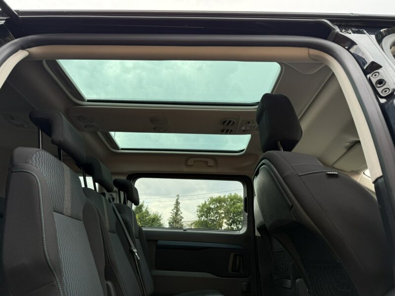 Peugeot Traveller Rej.01.2019r 2,0 HDi 177KM Automat Klima Navi Hud Panorama