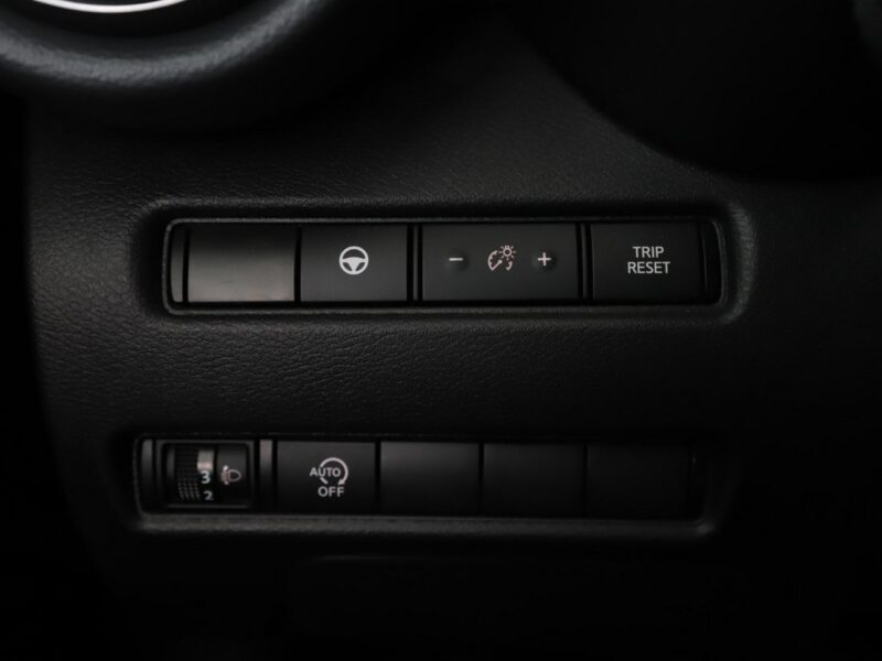 Nissan Juke navi klima auto full LED kamera i czujniki parkowania II (2019-)