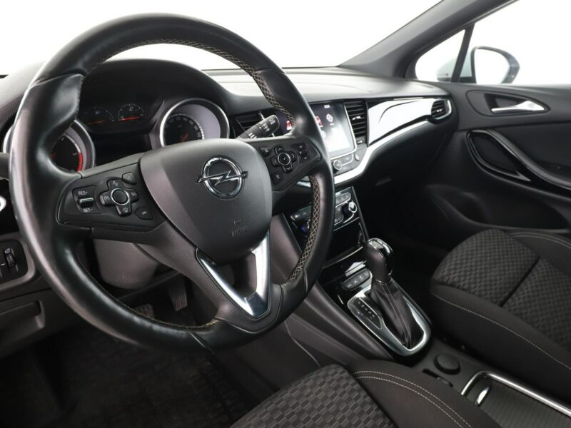 Opel Astra automat navi klima auto kamera i czujniki parkowania grzane fotele K (2015-2021)