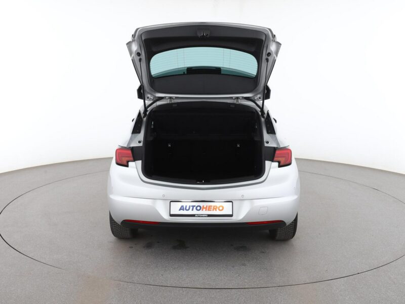 Opel Astra automat navi klima auto kamera i czujniki parkowania grzane fotele K (2015-2021)