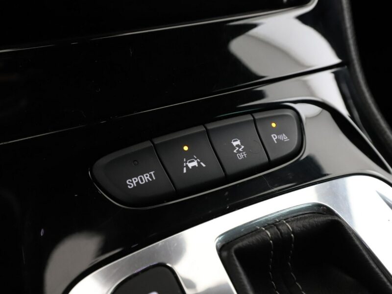 Opel Astra automat navi klima auto kamera i czujniki parkowania grzane fotele K (2015-2021)