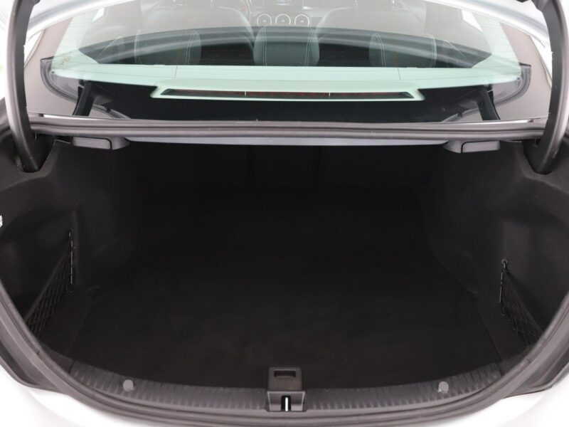 Mercedes C 180 automat półskóra full LED el. sterowane i ogzrewane fotele W205 (2014-2021)