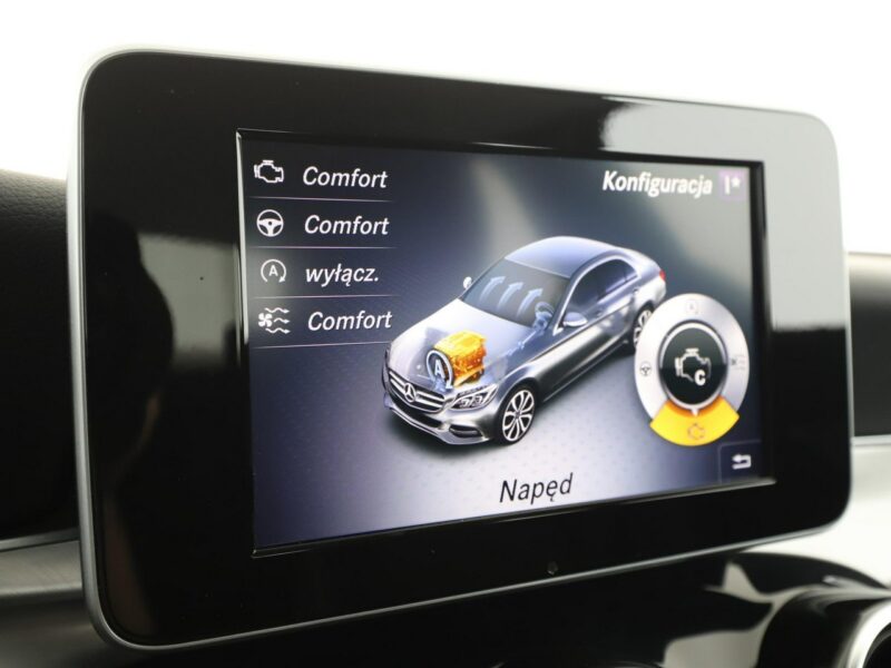 Mercedes C 180 automat półskóra full LED el. sterowane i ogzrewane fotele W205 (2014-2021)