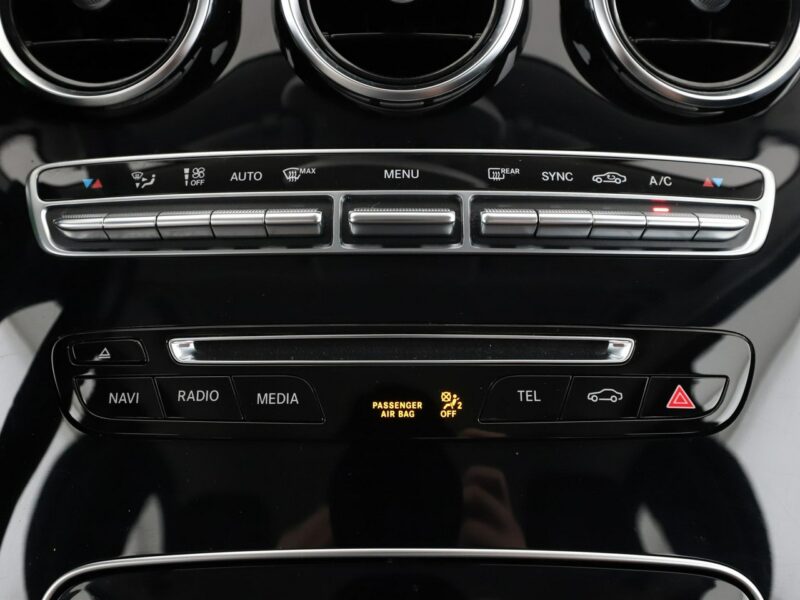 Mercedes C 180 automat półskóra full LED el. sterowane i ogzrewane fotele W205 (2014-2021)