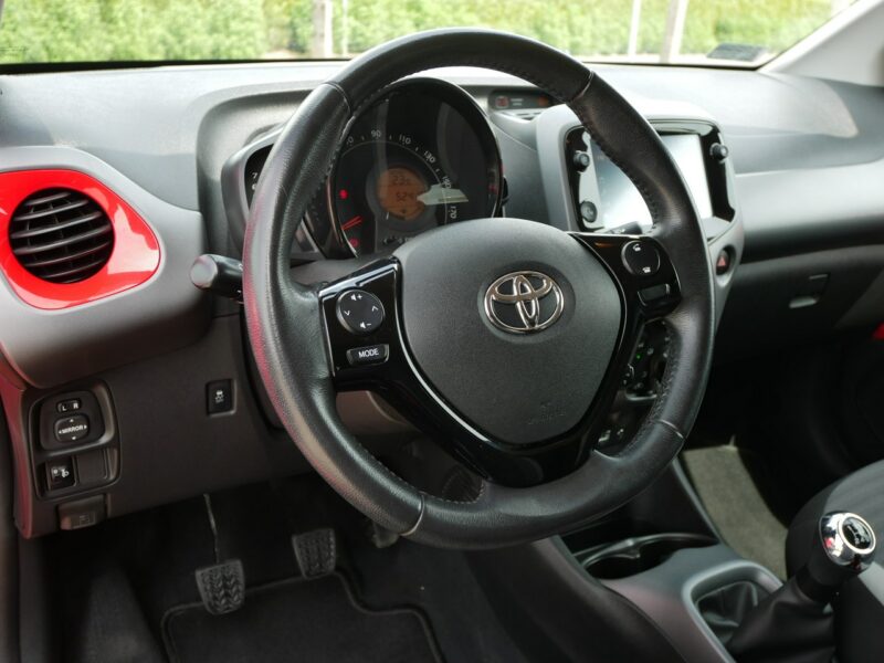 Toyota Aygo FL 1.0 VVT-i 72KM [Eu6] -Krajowy -2gi wł -Kamera cofania +Koła zima II (2014-)