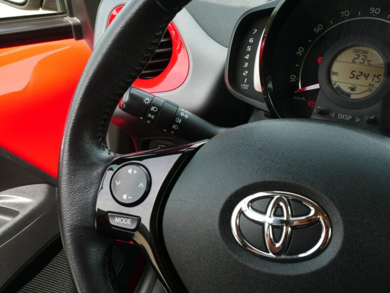 Toyota Aygo FL 1.0 VVT-i 72KM [Eu6] -Krajowy -2gi wł -Kamera cofania +Koła zima II (2014-)