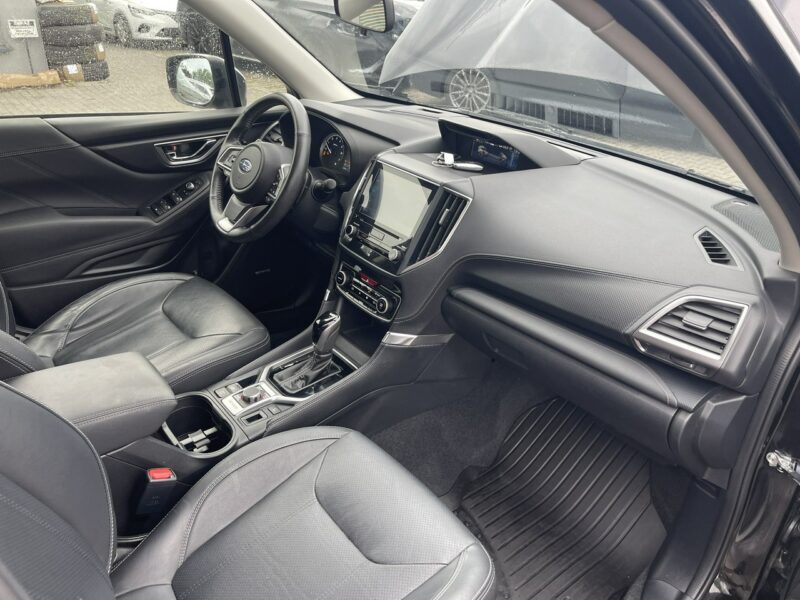 Subaru Forester AWD Automat E-boxer Panorama Skóra Kamera V (2019 - )