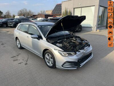 Volkswagen Golf Podgrzewanie Czujniki parkowania Virtual cockpit VIII (2020-)