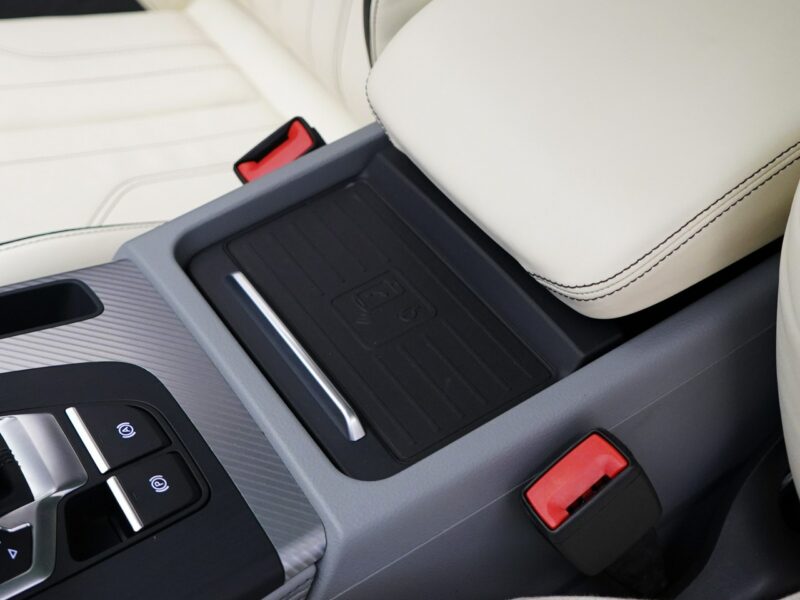 Audi Q5 45TFSIQuattro Stronic Sline Panorama Matrix Tempomat Kamera Pneumatyka FY (2017-)