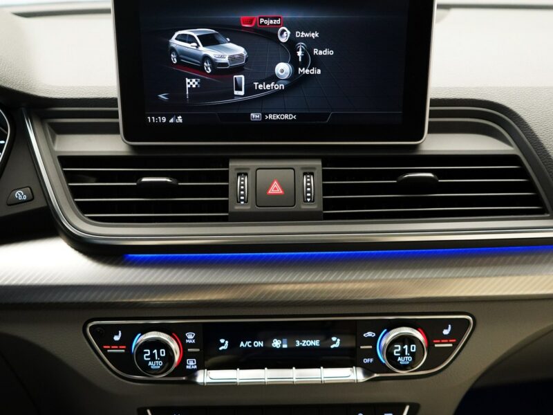 Audi Q5 45TFSIQuattro Stronic Sline Panorama Matrix Tempomat Kamera Pneumatyka FY (2017-)