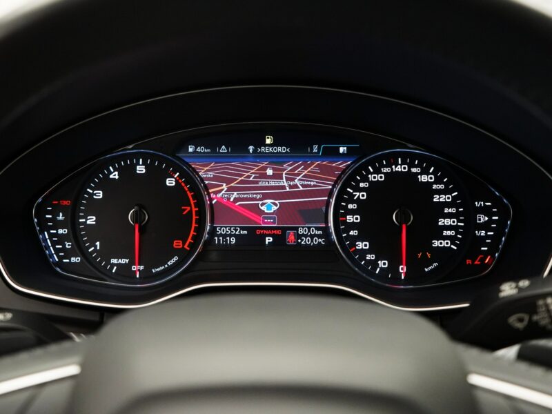 Audi Q5 45TFSIQuattro Stronic Sline Panorama Matrix Tempomat Kamera Pneumatyka FY (2017-)