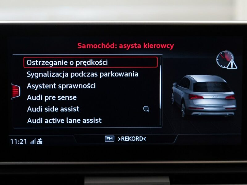 Audi Q5 45TFSIQuattro Stronic Sline Panorama Matrix Tempomat Kamera Pneumatyka FY (2017-)
