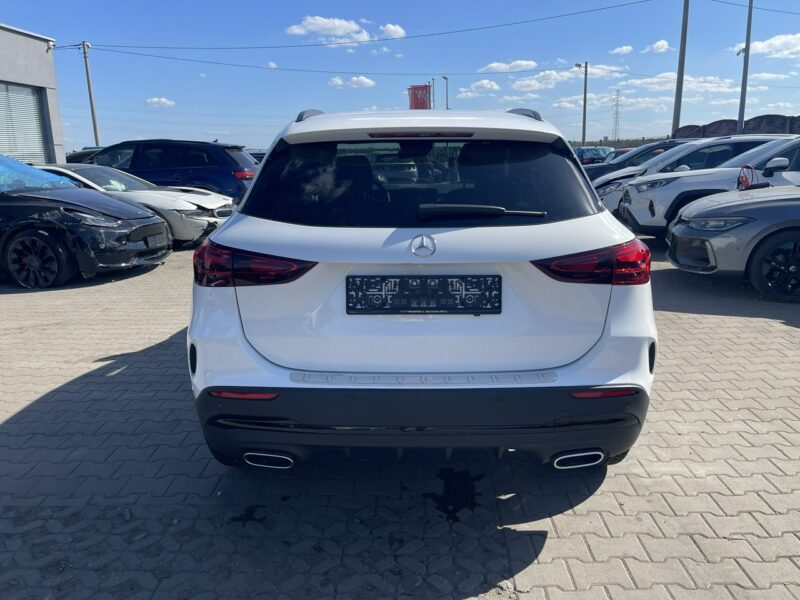 Mercedes GLA 200 AMGline Automat 4Matic Podgrzewane Skóra 150KM