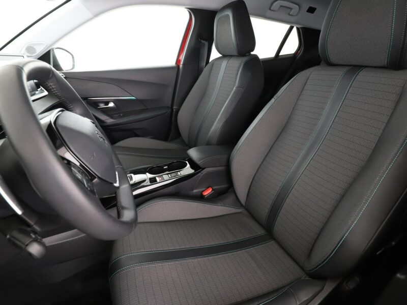 Peugeot 2008 Allure Pack automat niski przebieg navi kamera półskóra LED tempomat II (2019-)