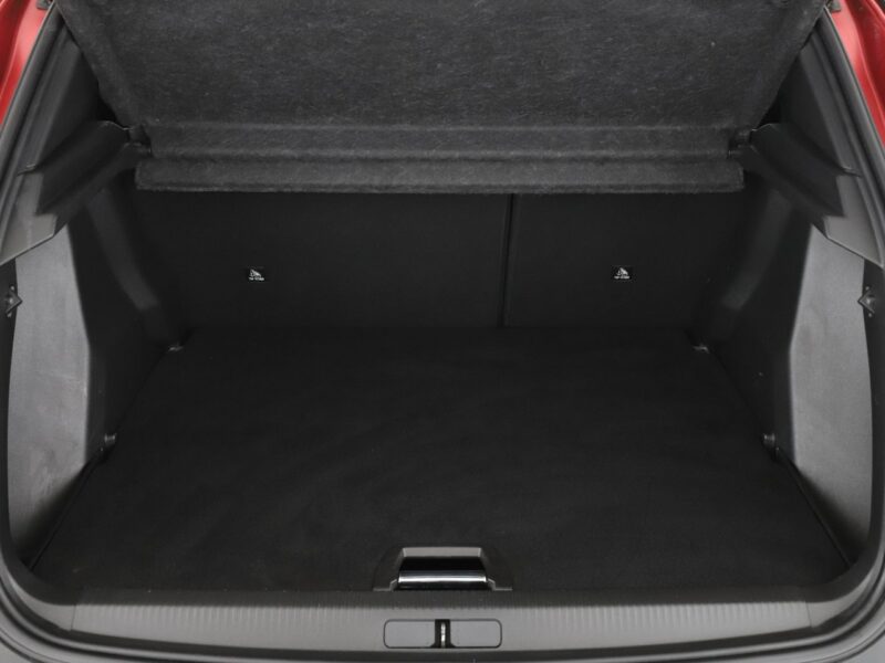 Peugeot 2008 Allure Pack automat niski przebieg navi kamera półskóra LED tempomat II (2019-)