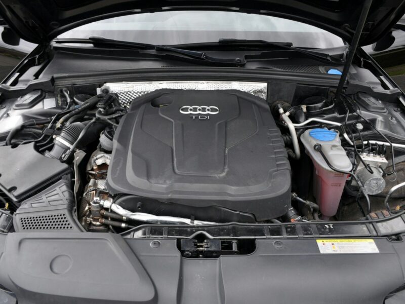 Audi A4 2.0TDI(150KM)*Lift*Navi*Klimatronik*El.Klapa*Reling*Parktr.*Alu17"ASO B8 (2007-2015)