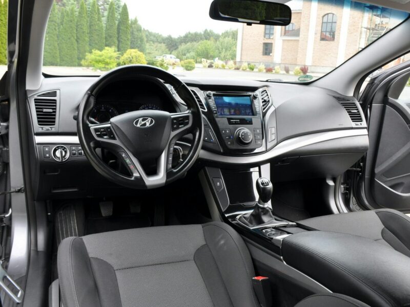 Hyundai i40 1.7CRDi(136KM)*Led*Duża Navi*Welur*Reling*IWłaściciel*Alu16"ASO