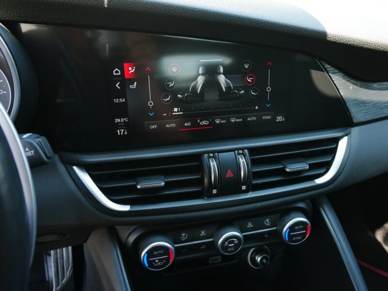 Alfa Romeo Giulia 2.0 Turbo RWD Veloce 280KM [Eu6] -Automat -Skóra +Koła Zima