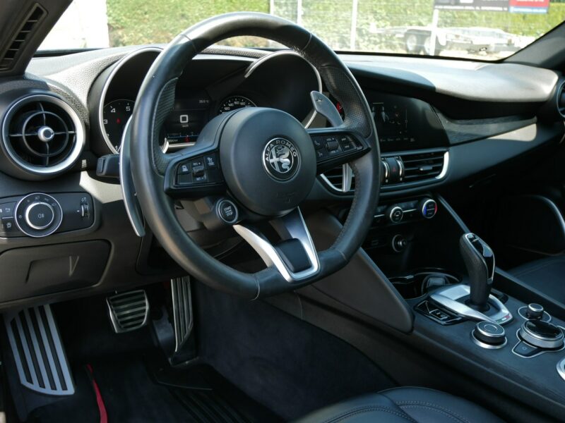 Alfa Romeo Giulia 2.0 Turbo RWD Veloce 280KM [Eu6] -Automat -Skóra +Koła Zima