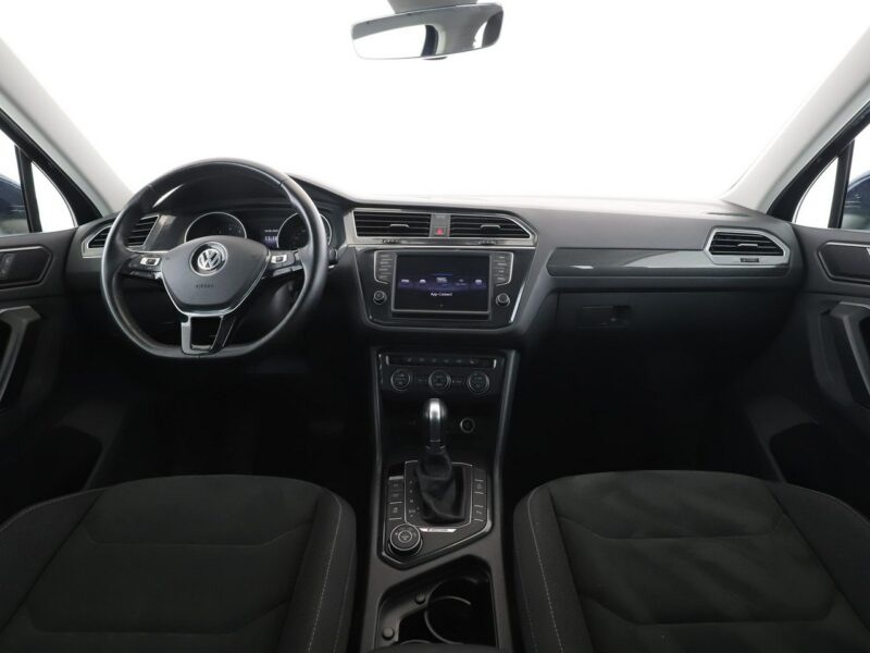 Volkswagen Tiguan 4x4 DSG navi klima auto grzane fotele czujniki parkowania II (2016-2024)