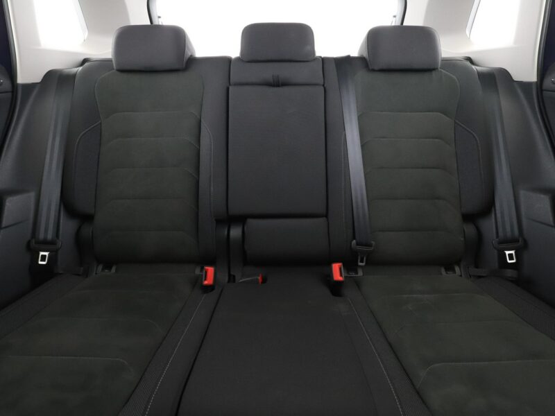 Volkswagen Tiguan 4x4 DSG navi klima auto grzane fotele czujniki parkowania II (2016-2024)