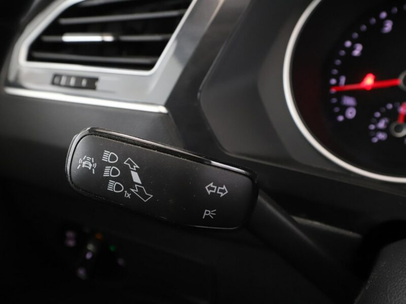 Volkswagen Tiguan 4x4 DSG navi klima auto grzane fotele czujniki parkowania II (2016-2024)