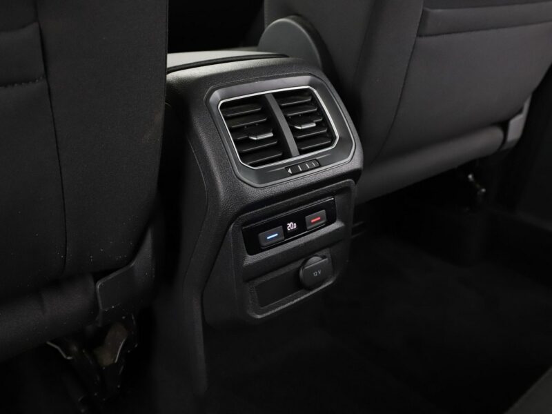 Volkswagen Tiguan 4x4 DSG navi klima auto grzane fotele czujniki parkowania II (2016-2024)