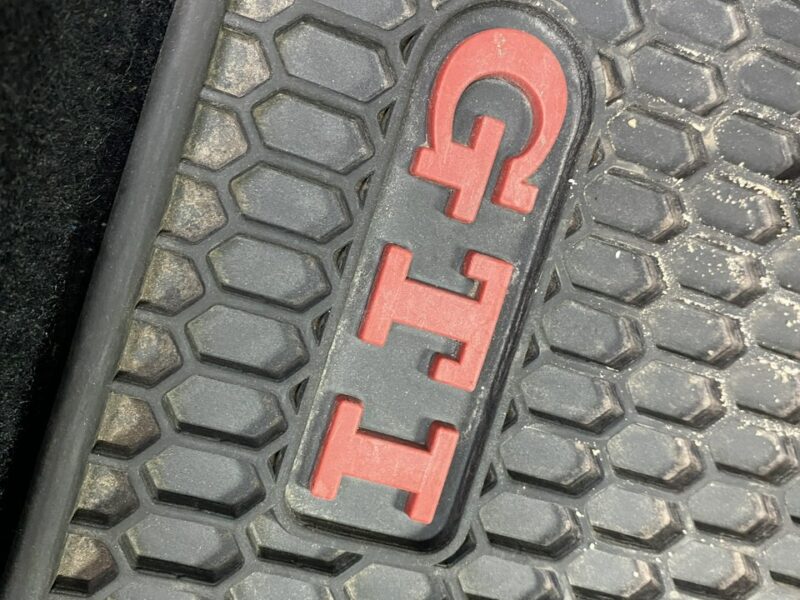 Volkswagen Golf GTI, kamera, Apple Android car, nowy rozrząd, spoiler, podwójny wydech VII (2012-)