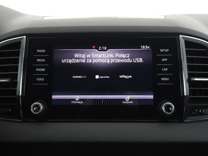 Škoda Karoq FV23% virtual cocpit kamera i czujniki parkowania klima auto