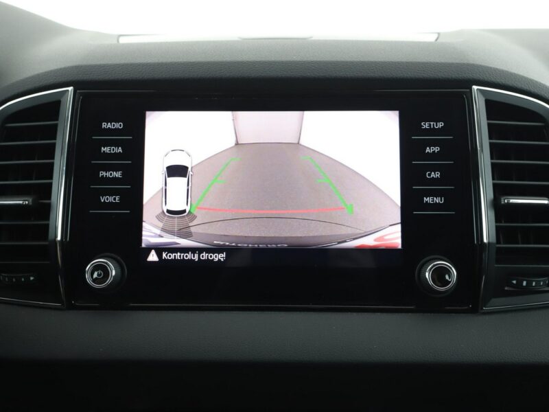 Škoda Karoq FV23% virtual cocpit kamera i czujniki parkowania klima auto