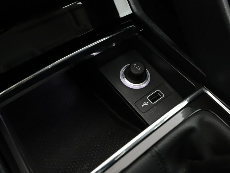 Škoda Karoq FV23% virtual cocpit kamera i czujniki parkowania klima auto