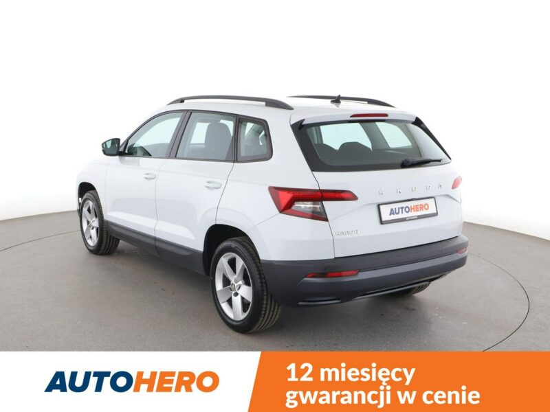 Škoda Karoq FV23% virtual cocpit kamera i czujniki parkowania klima auto