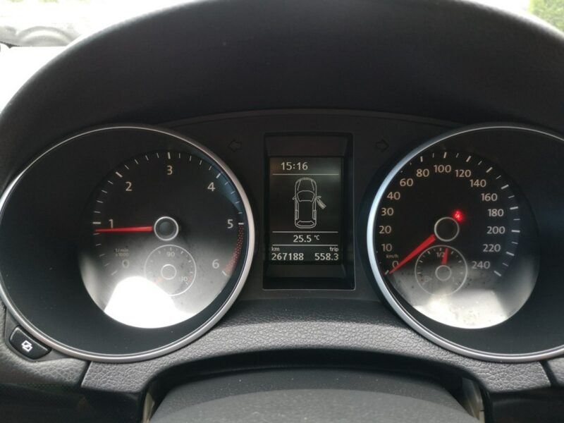 Volkswagen Golf 1.6 TDI 105KM Klimatronic Tempomat Parktronic Salon Pl Serwisowany VI (2008-2012)