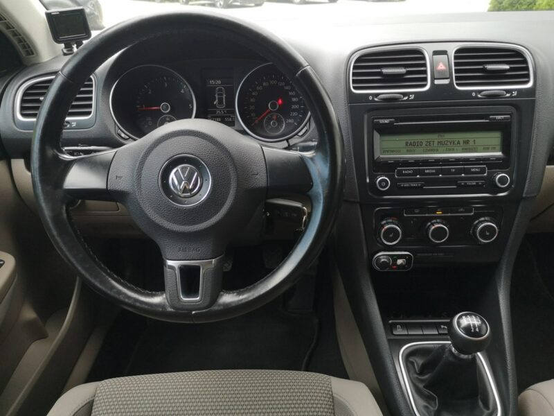 Volkswagen Golf 1.6 TDI 105KM Klimatronic Tempomat Parktronic Salon Pl Serwisowany VI (2008-2012)
