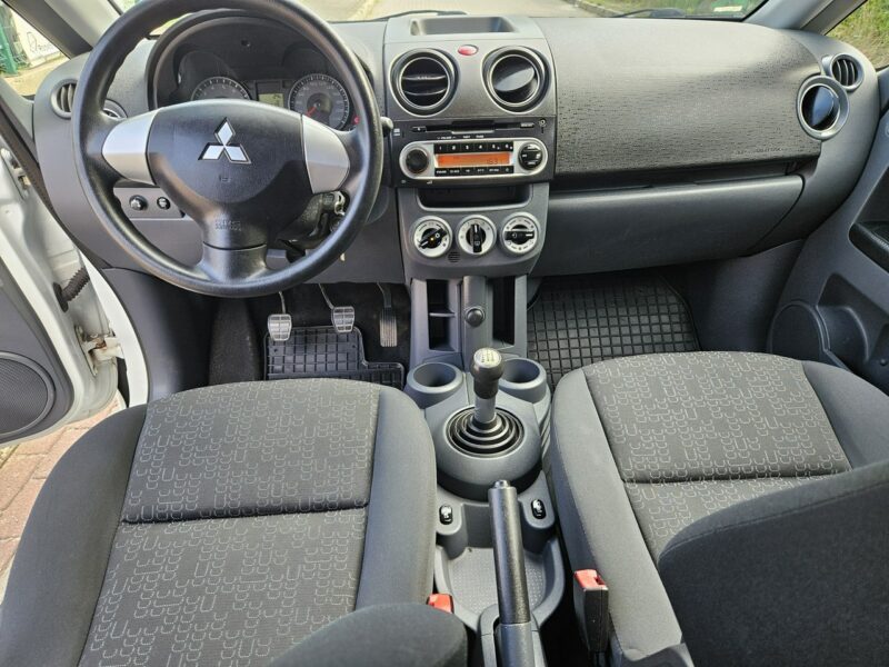 Mitsubishi Colt Podgrzewane fotele / Klimatyzacja / Komputer Z30 (2004-2012)
