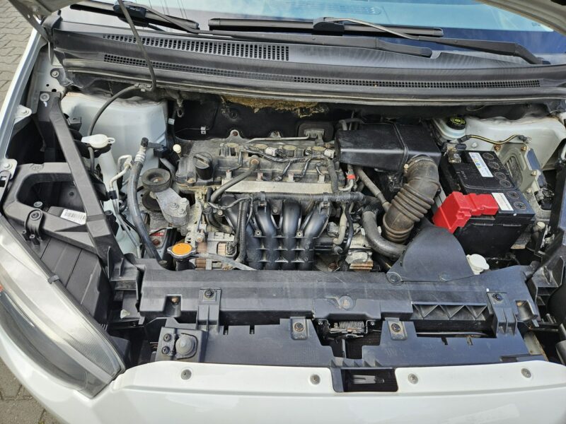 Mitsubishi Colt Podgrzewane fotele / Klimatyzacja / Komputer Z30 (2004-2012)
