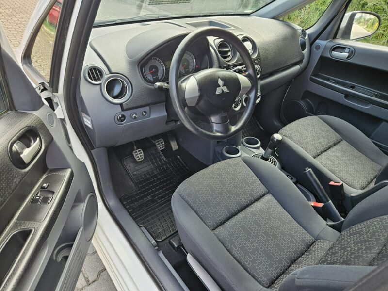 Mitsubishi Colt Podgrzewane fotele / Klimatyzacja / Komputer Z30 (2004-2012)