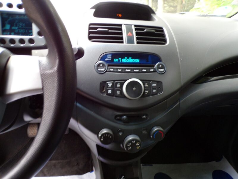 Chevrolet Spark Klimatyzacja /Gwarancja /I właść / 1,2 /82KM /2011 II (M300) (2010-)