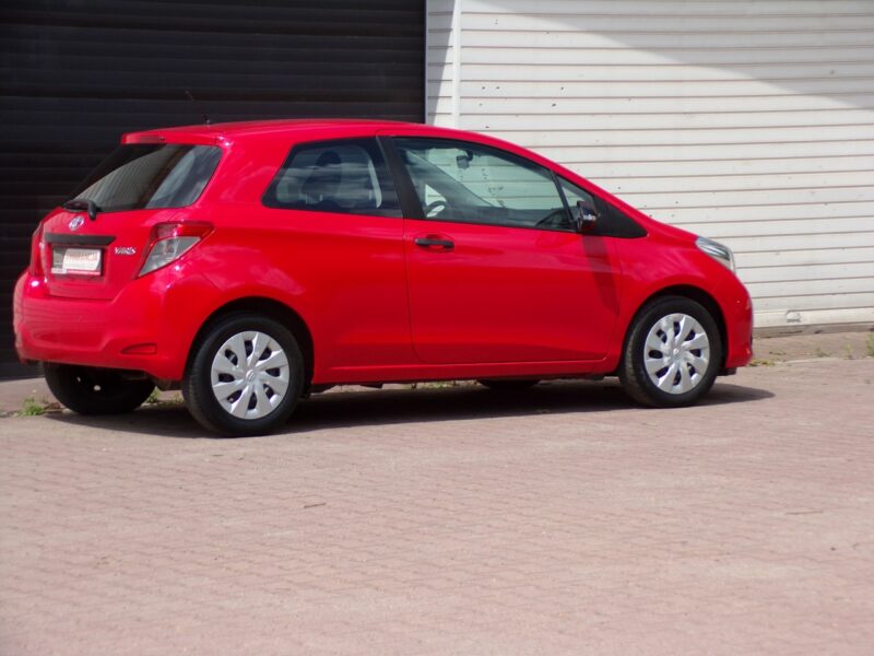 Toyota Yaris Klimatyzacja /Gwarancja /1,0 /70KM / 2014R III (2011-2019)