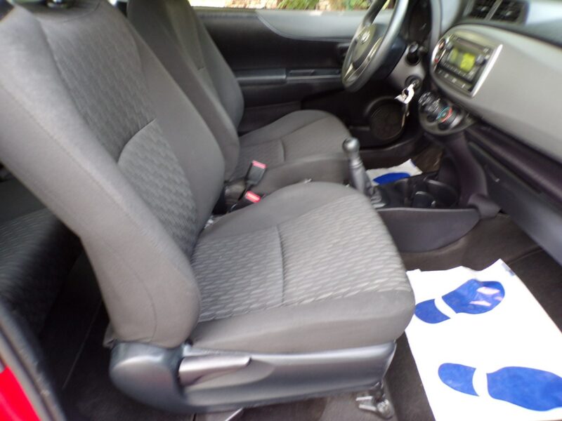 Toyota Yaris Klimatyzacja /Gwarancja /1,0 /70KM / 2014R III (2011-2019)