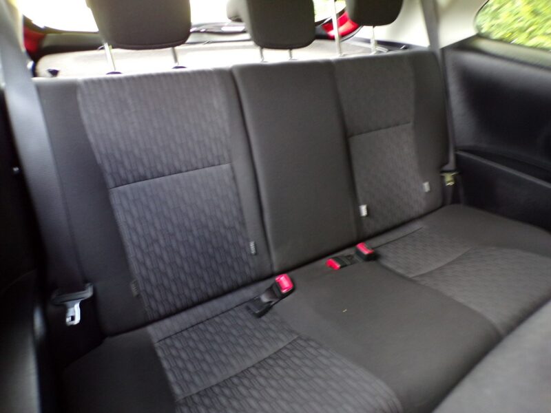 Toyota Yaris Klimatyzacja /Gwarancja /1,0 /70KM / 2014R III (2011-2019)