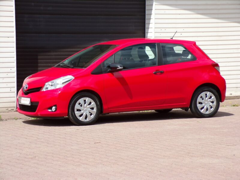 Toyota Yaris Klimatyzacja /Gwarancja /1,0 /70KM / 2014R III (2011-2019)