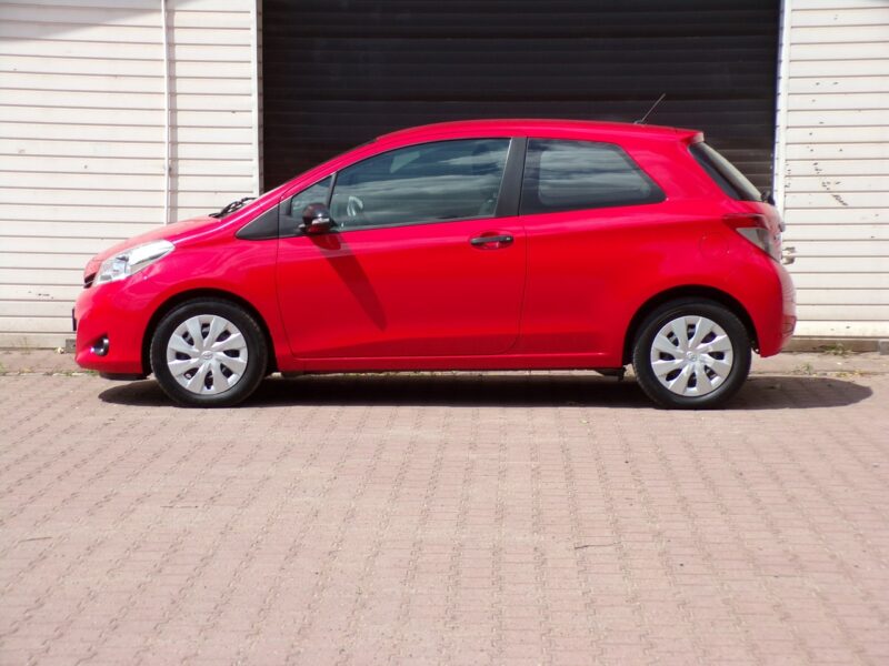 Toyota Yaris Klimatyzacja /Gwarancja /1,0 /70KM / 2014R III (2011-2019)