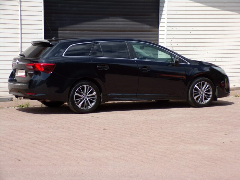 Toyota Avensis BI LED /Edition S /Navi /2,0 /143KM /2017 III (2009-)